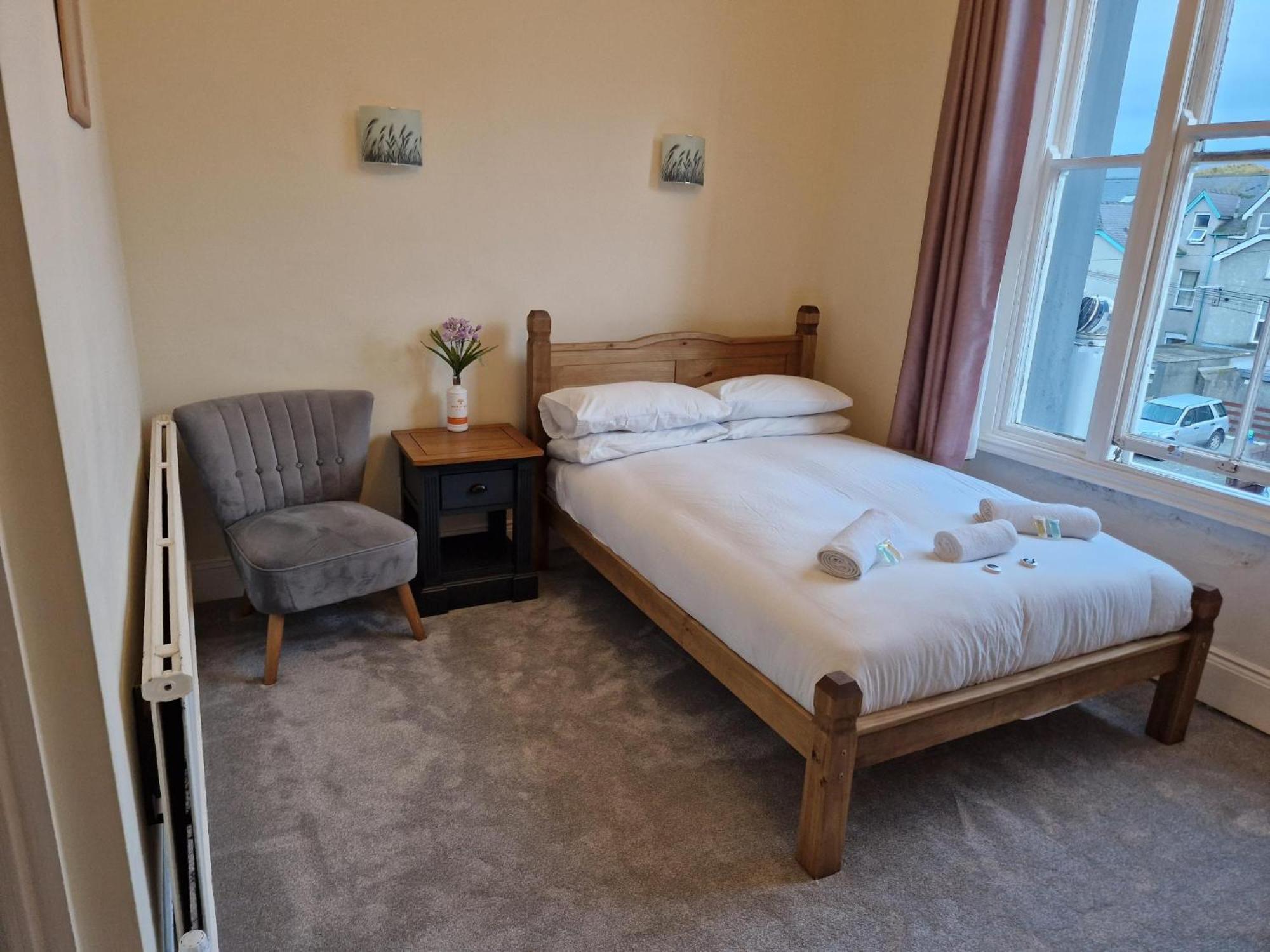 The Menai Hotel And Bar Bangor Kültér fotó