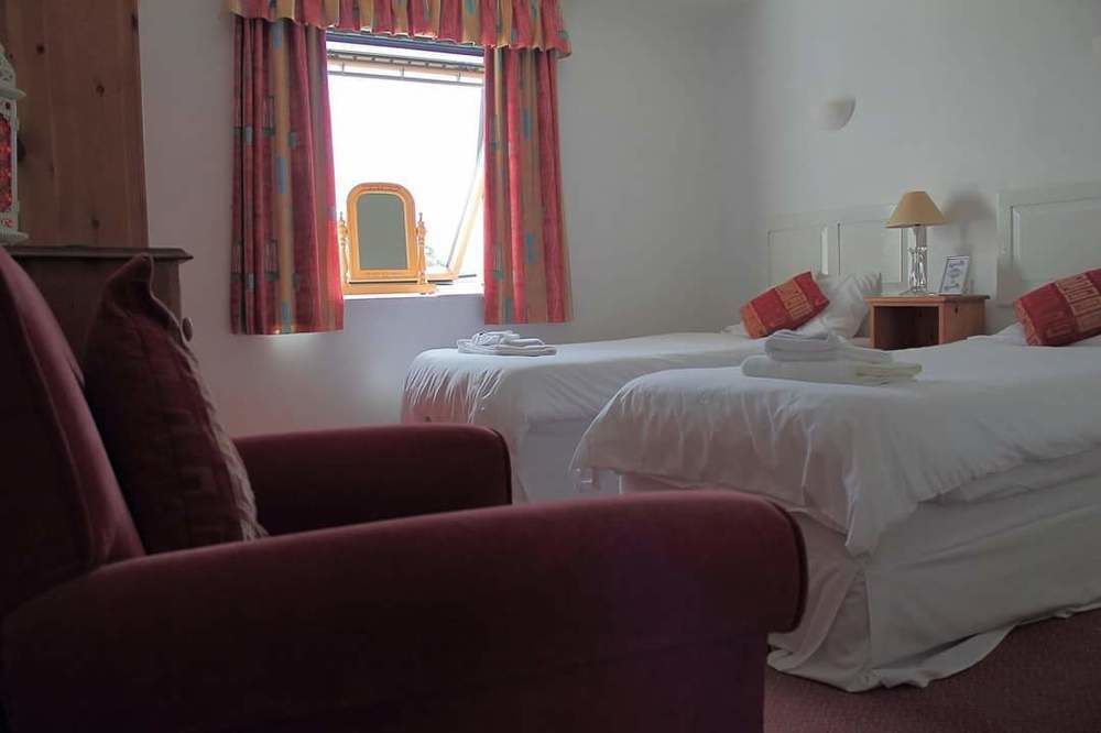 The Menai Hotel And Bar Bangor Kültér fotó