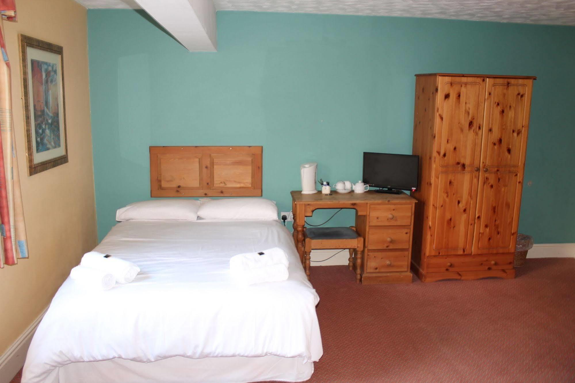 The Menai Hotel And Bar Bangor Kültér fotó